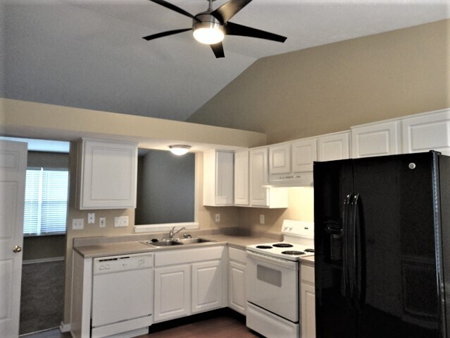 Foto del edificio - 942 Wildflower Lane