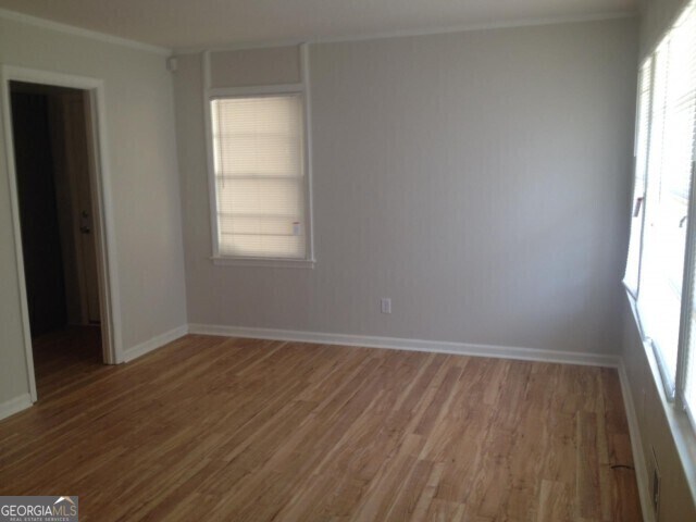 Foto del edificio - 260 Sherwood Dr