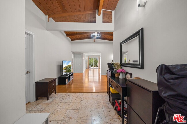 Foto del edificio - 3114 Henrietta Ave
