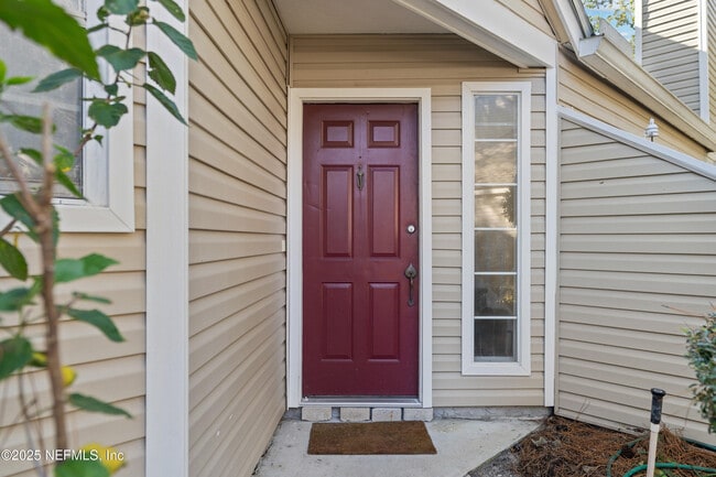 Building Photo - 9960 Moorings Dr