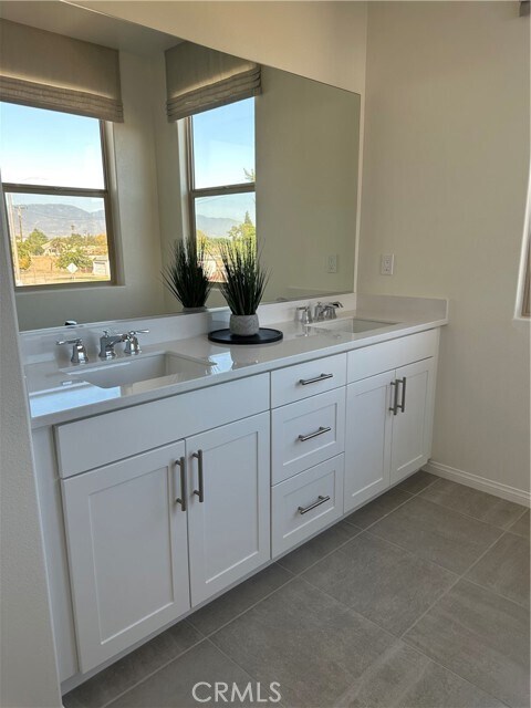 Foto del edificio - 1442 Laurelwood Dr