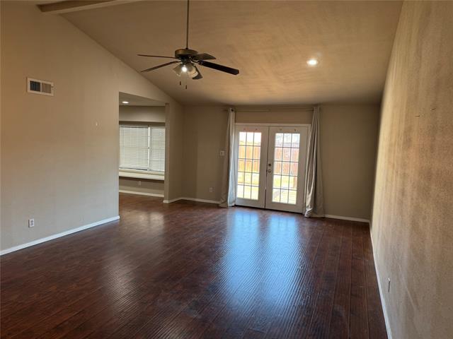 Foto del edificio - 504 Scarlet Oak Dr