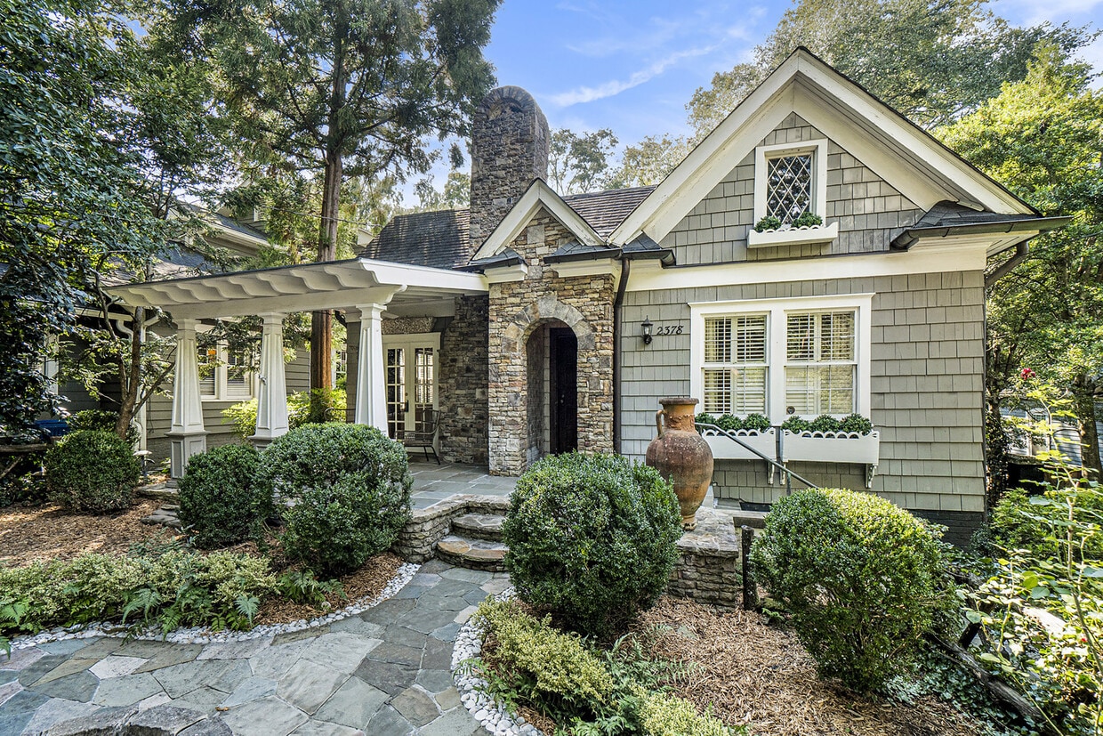 Photo - 2378 Glenwood Dr NE (Atlanta, GA)