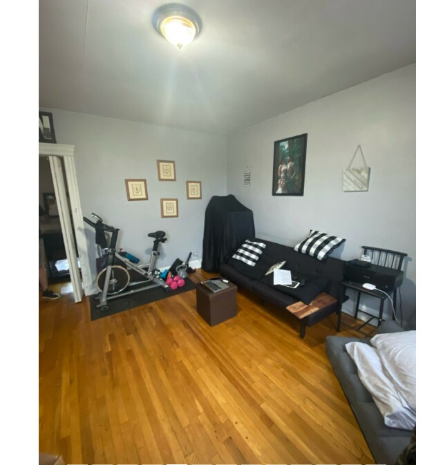 Foto del edificio - 368 Riverway