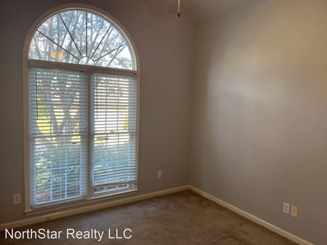 Building Photo - 3 br, 2 bath House - 1814 Parkside Circle