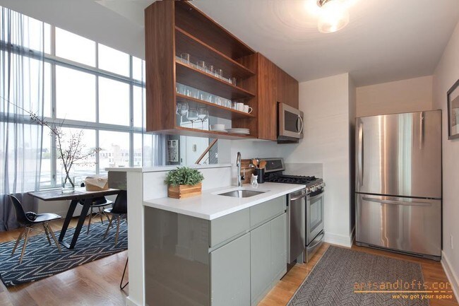 Building Photo - 68 N 4th St