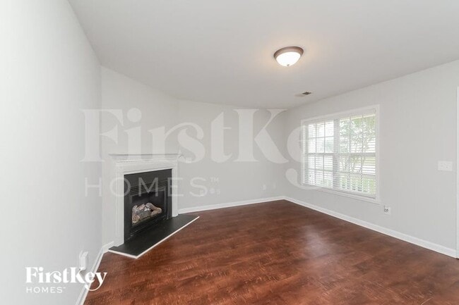 Foto del edificio - 5849 Bushberry Ct