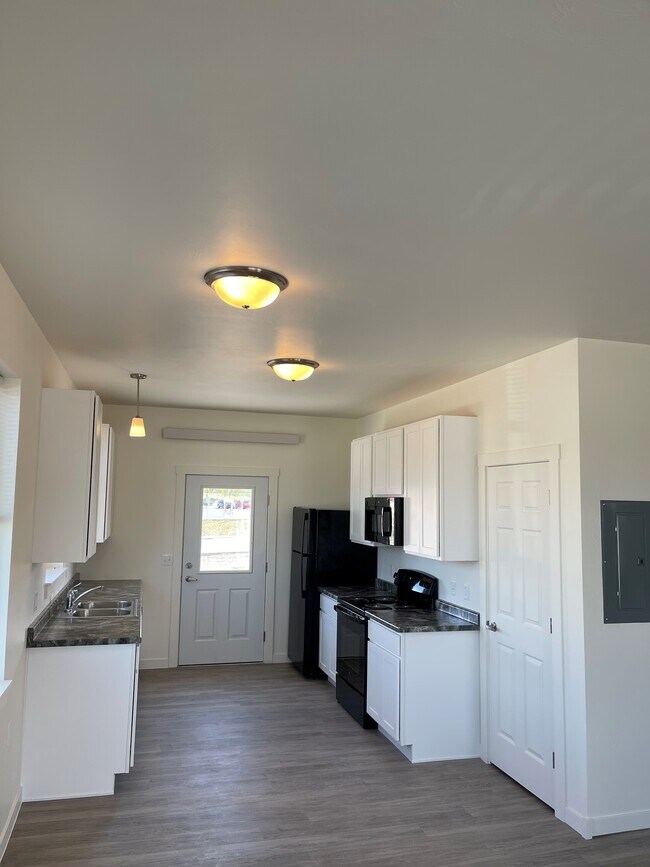 Queens Ann Patio Home Apartments Houses for Rent Helena, MT