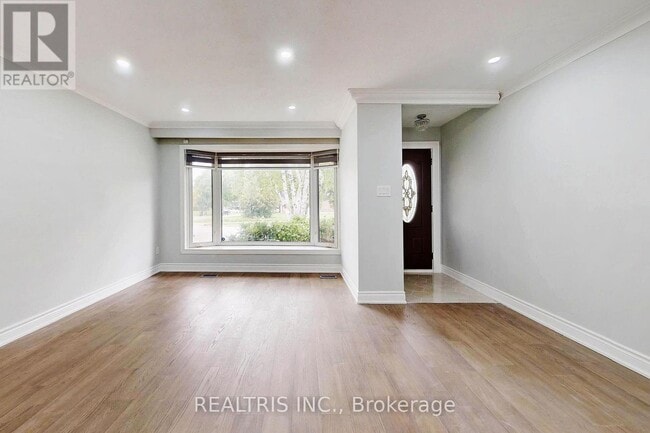Building Photo - 36 Tealham Dr