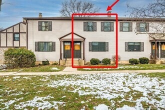 Building Photo - 206 Newman St