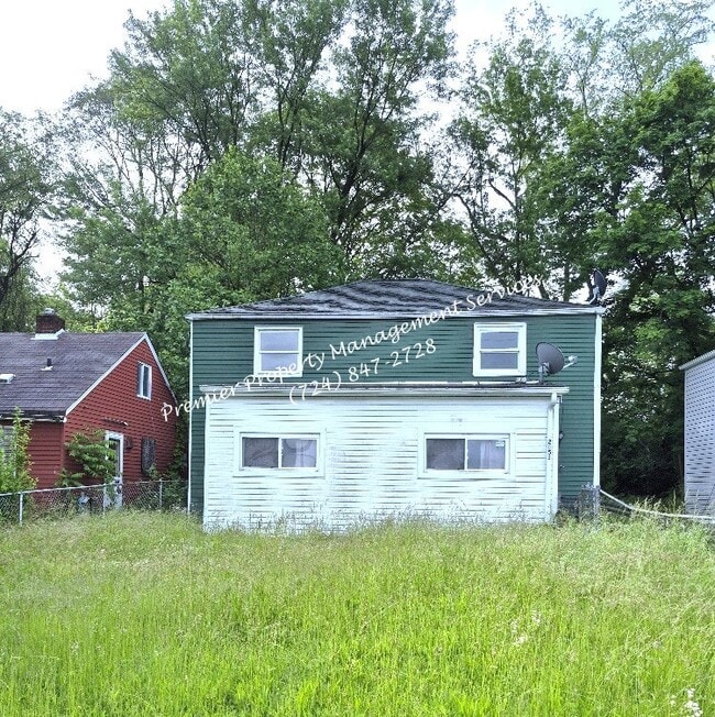 Photo - 2051 Broadhead Fording Rd House