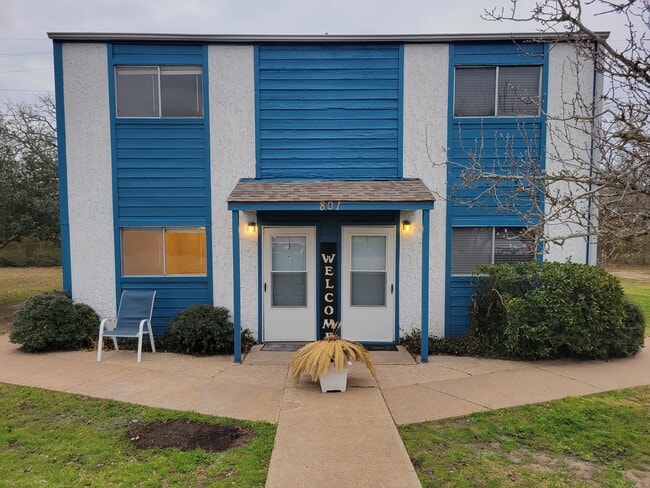 Photo - 801 Yegua St Apartments