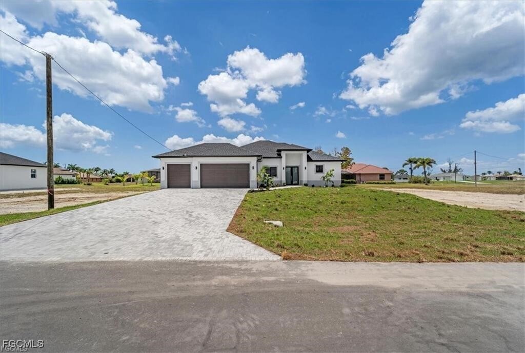 Foto principal - 2728 NW 41st Ave