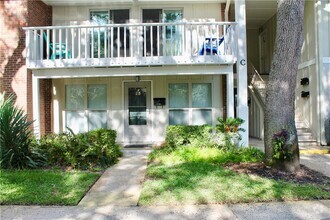 Building Photo - 800 Mallery St