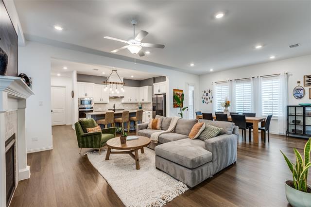 Foto del edificio - 8220 Bethpage Dr
