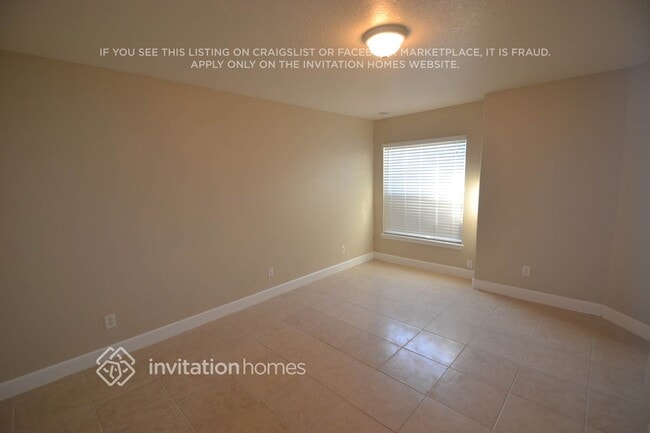 Building Photo - 5328 Blue Grass St