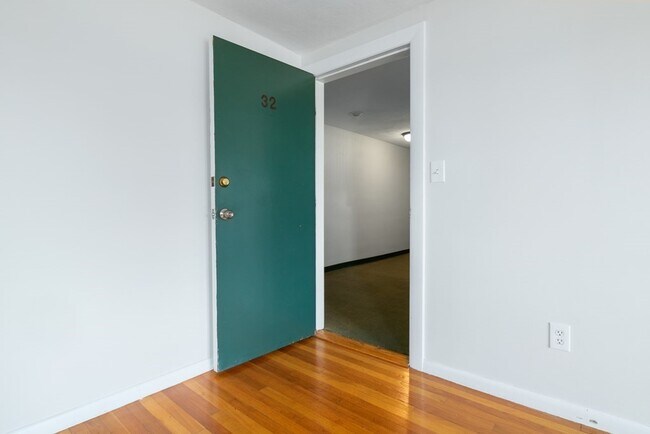 Foto del edificio - 210 Hillside Ave