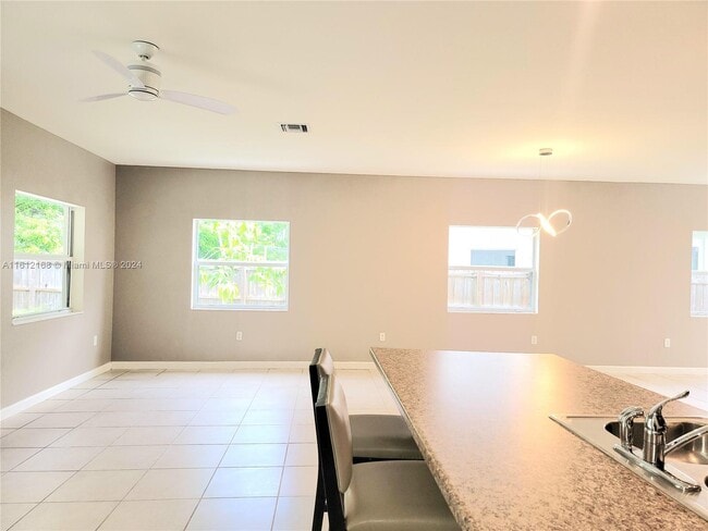 Building Photo - 26126 SW 146th Ave