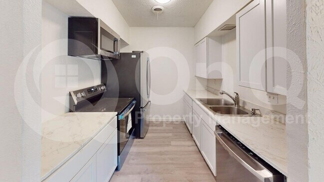 Foto del edificio - 910 S Mills Dr