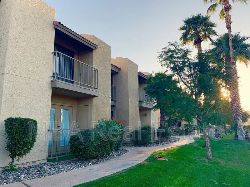 Photo - 1111 E University Dr