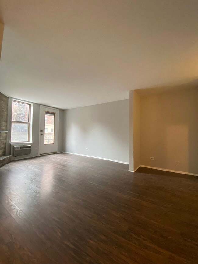 Building Photo - 752 W Gordon Ter