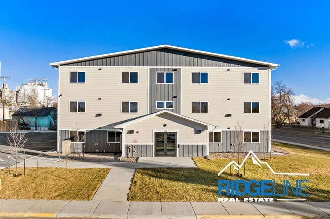 Building Photo - 2501 8th Ave N