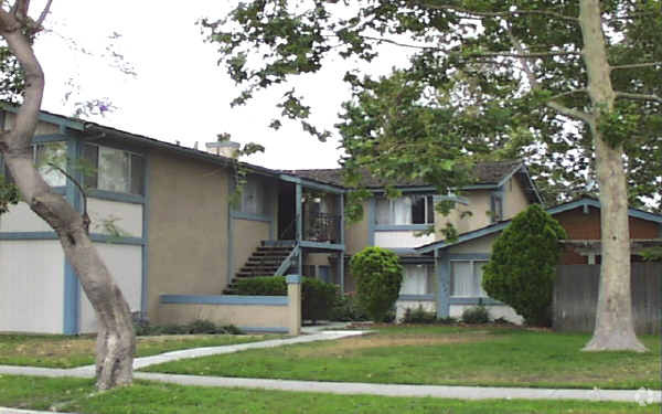 Primary Photo - 12581 Adelle St