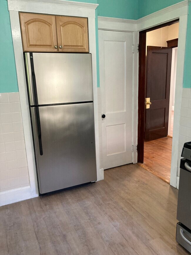 Building Photo - 72 Nonantum St