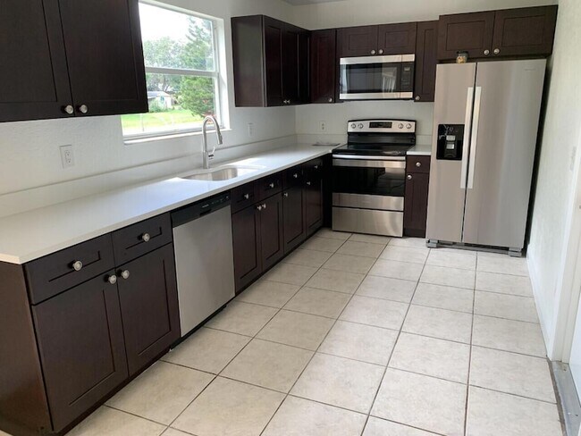 Foto del edificio - 1838 SE North Buttonwood Dr