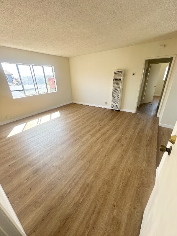 Foto del edificio - 901 W 76th St