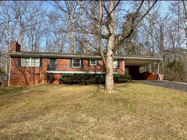 Photo - 609 Post Oak Ln House