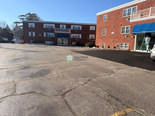 Building Photo - 16 Beals Rd