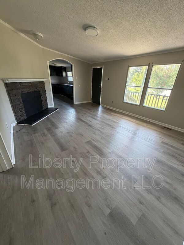Foto del edificio - 471 Washington Ln