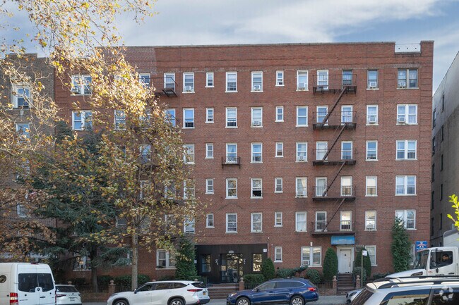 Foto del edificio - 3845 18th Ave