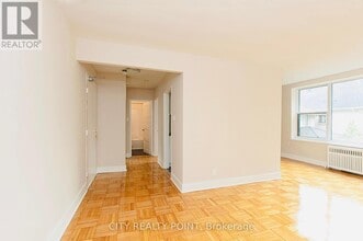Building Photo - 1545-1545 Bathurst St