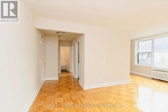 Building Photo - 1545-1545 Bathurst St