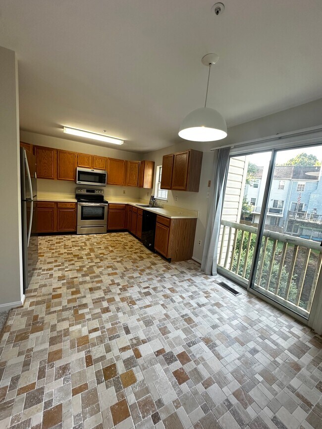 Foto del edificio - 2558 Ambling Cir