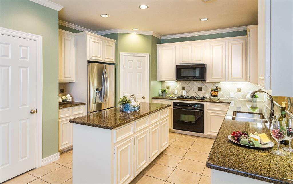 Foto principal - 310 Bremond St