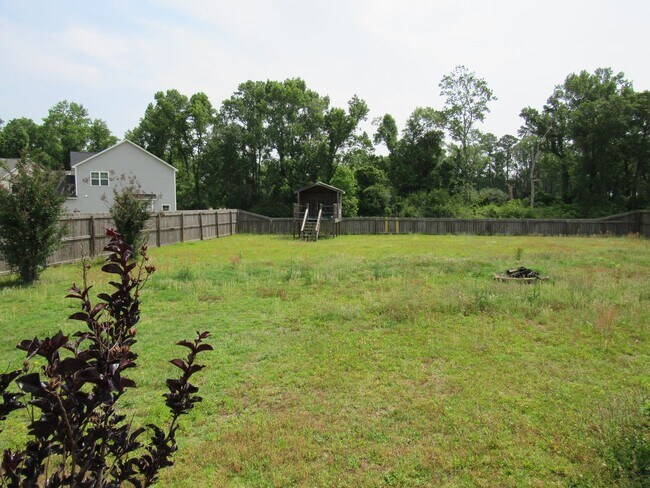 Building Photo - 4 BR 2.5 BA Sewell Fields of Verona