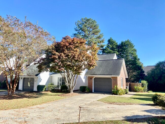 Building Photo - 400 Georgetown Ct