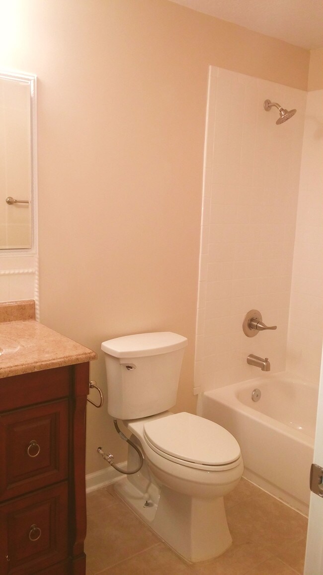 Bathroom - 118 W Main St