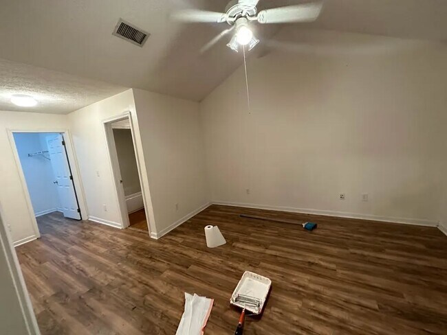 Dormitorio de arriba - 367 Jack Hampton Dr