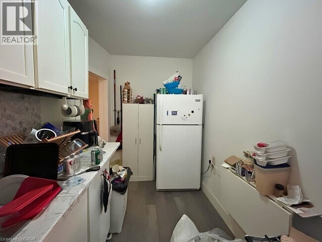 Building Photo - 9B WENTWORTH Street N Unit# Upper