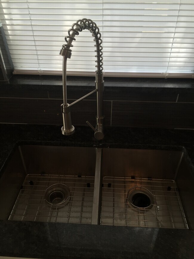 Foto del edificio - 3809 E Martin Luther King Jr Blvd