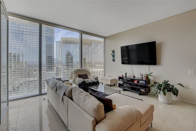 Building Photo - 3726 S Las Vegas Blvd