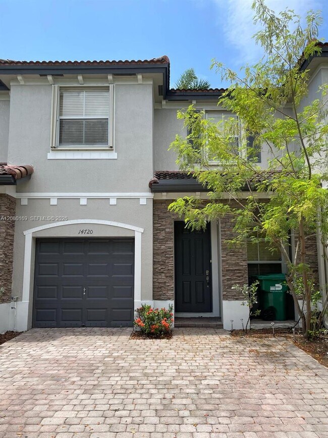 Building Photo - 14720 SW 25th Ln