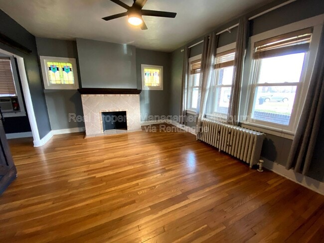 Photo - 1808 Pioneer Avenue House