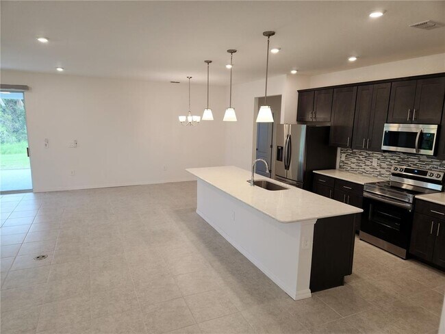 Building Photo - 26013 Ocelot Ln