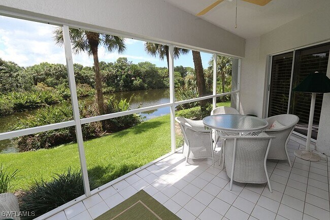 Foto del edificio - 4250 Lake Forest Dr