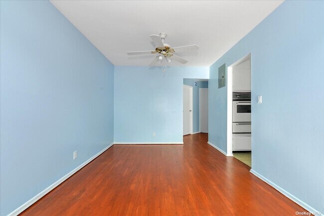 Foto del edificio - 218-41 100th Ave